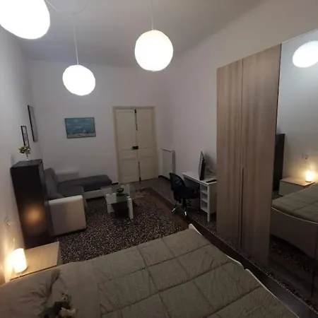 Genoa Apartment Welcome To Jared Burnett * Genua